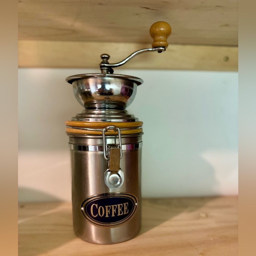 Manual Coffee Grinder with cannister